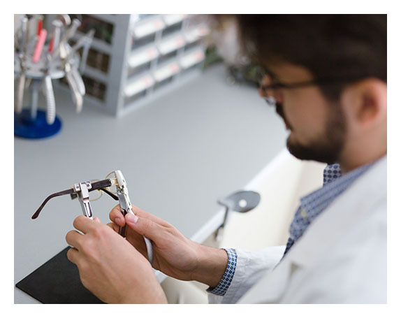 Tailoring our extensive eyewear at Dietz-McLean Optical