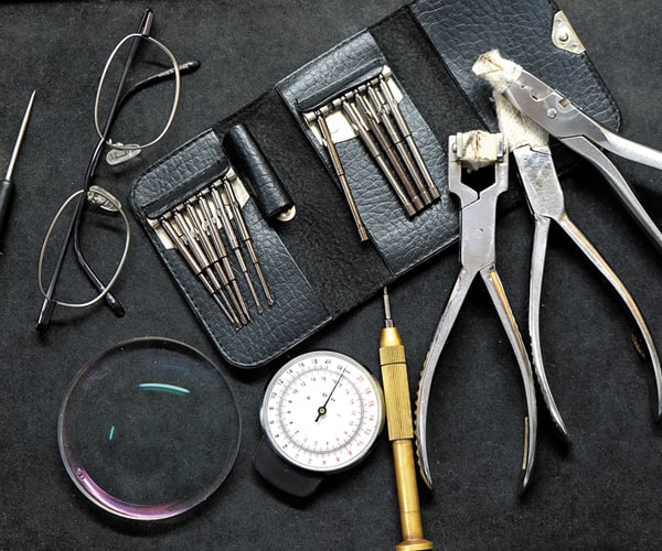 Eyeglasses repair tools for professionals